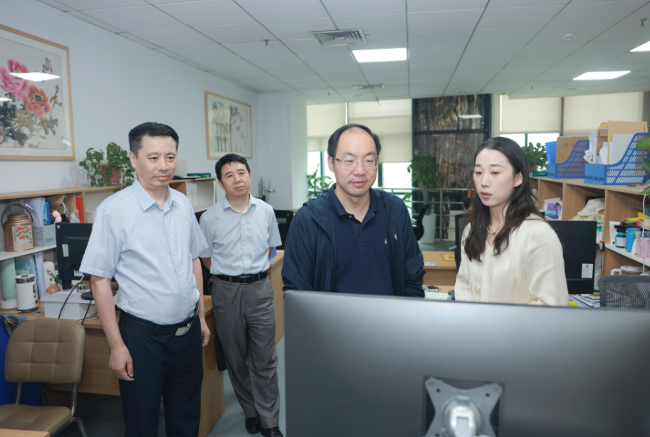 中國外文局副局長于運全一行到安徽新媒體集團(tuán)調(diào)研