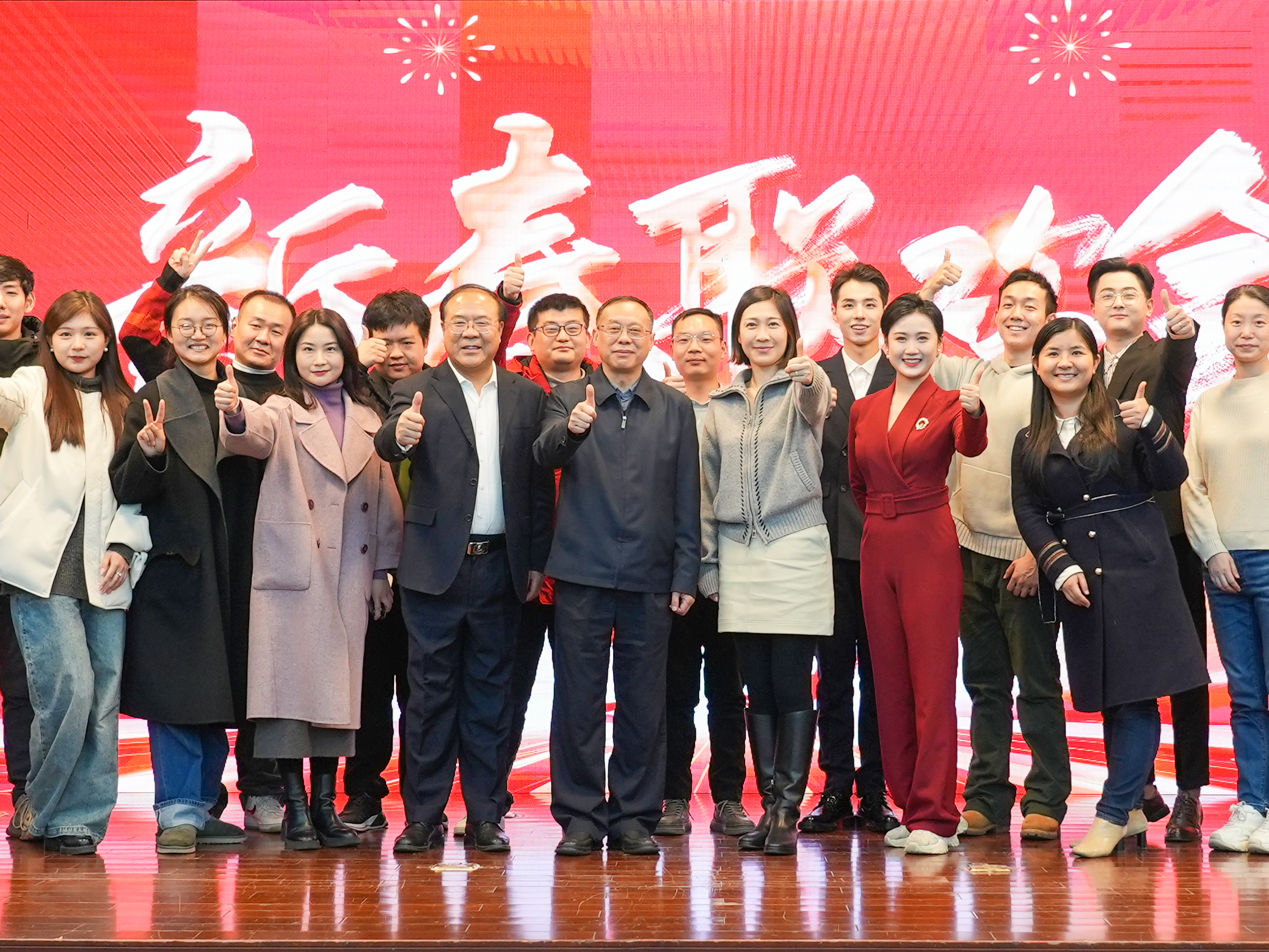 自編自導(dǎo)自演！ 安徽新...